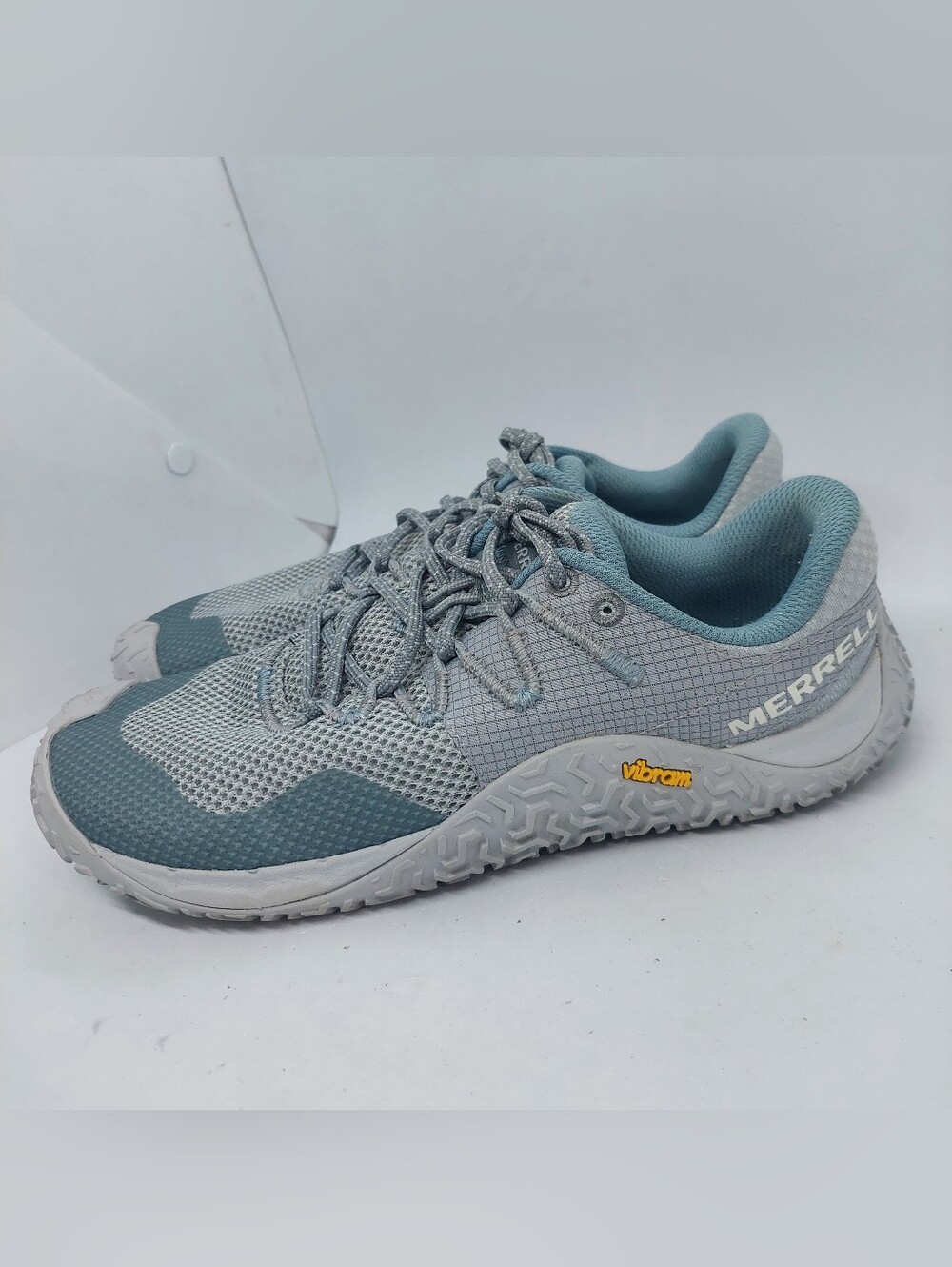 Merrell Trail Glove Sneakers J067712 Womens Size 8 Blue Gray Outdoor Travel Shoe